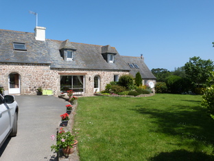  fin823 Finistere in der Bretagne-Ferienhaus für 8 Personen in PLOUGASNOU/KERBABU